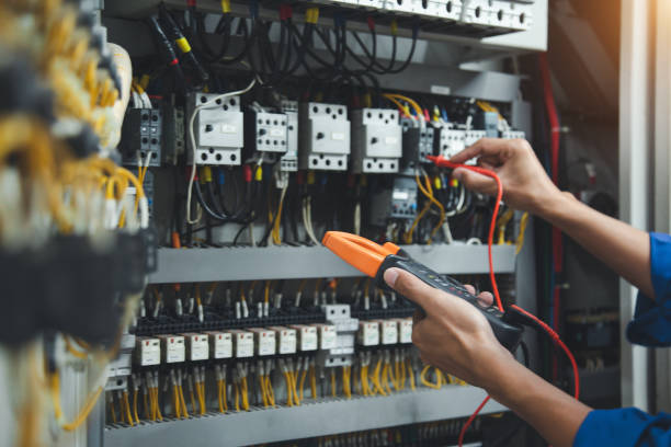 Best Licensed Electrician  in Chatham, IL